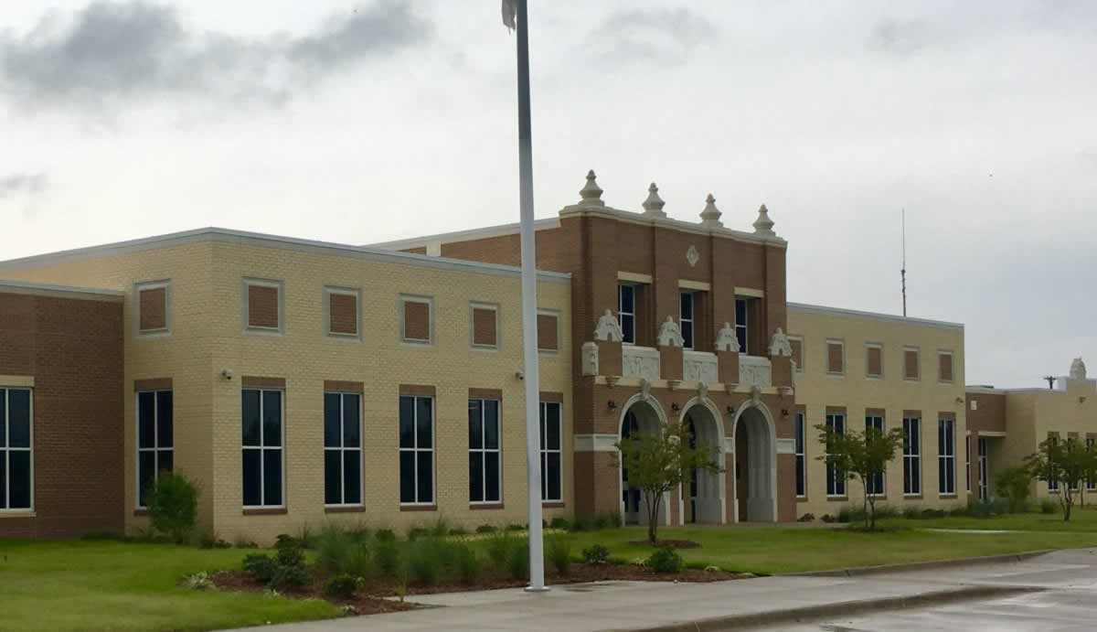 J.E. Rhodes Elementary School, Van, Texas